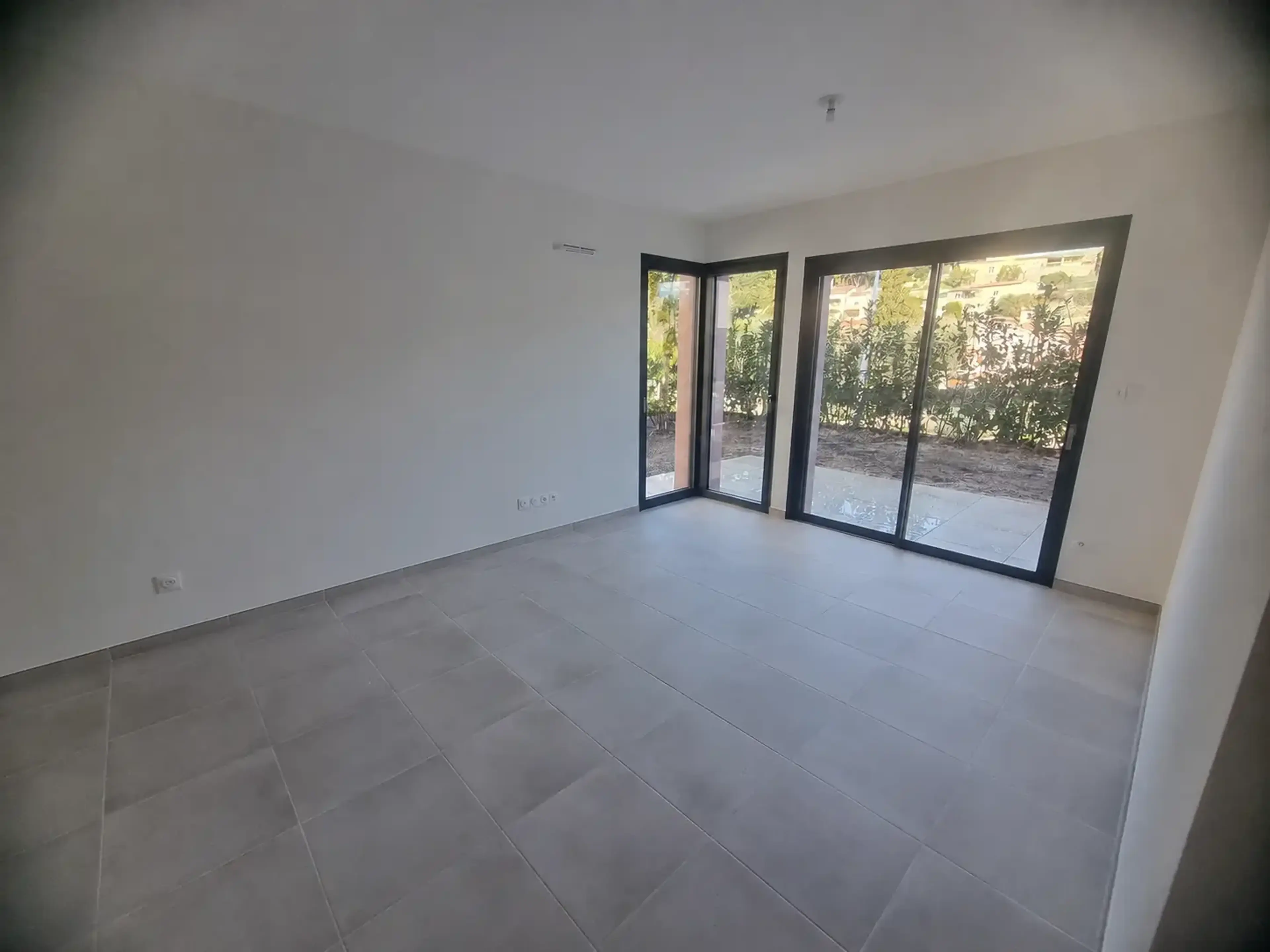 T4 neuf entre village et Riviera — La Turbie · jardin 64,51 m² · terrasse 10,48 m²